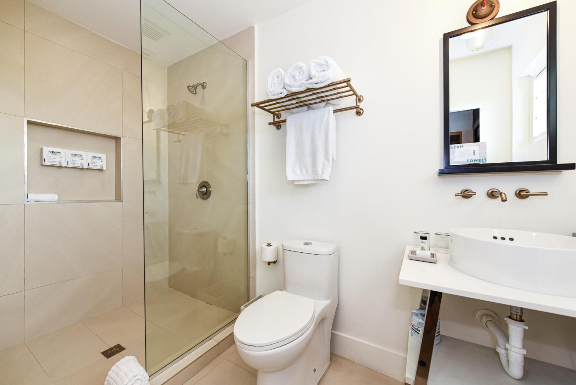 The Locale Hotel Grand Cayman George Town Eksteriør bilde