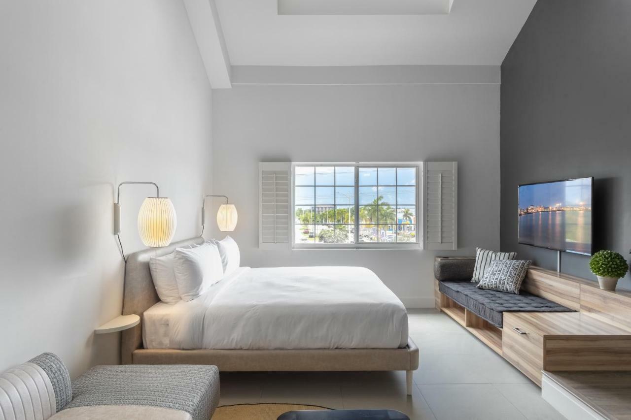 The Locale Hotel Grand Cayman George Town Eksteriør bilde